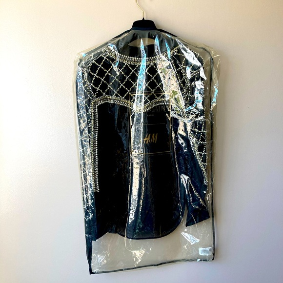 RARE! Balmain x HM embellished shirt in size 2. W/ original dust bag and hanger - Picture 2 of 6